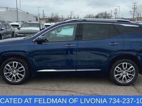 Used 2022 GMC Terrain Denali w/ Denali Premium Package image 5
