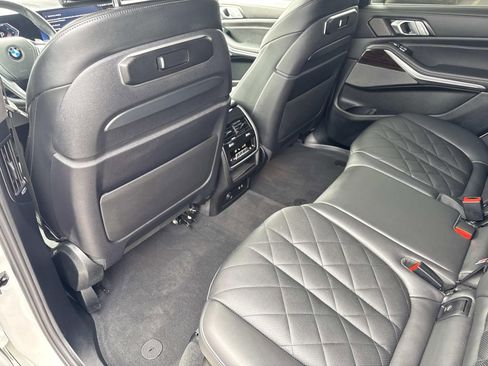 Used 2026 BMW X7 xDrive40i AWD/4WD image 15