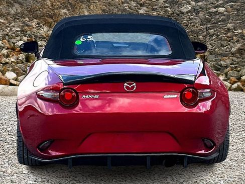 Used 2016 MAZDA MX-5 Miata Sport image 4