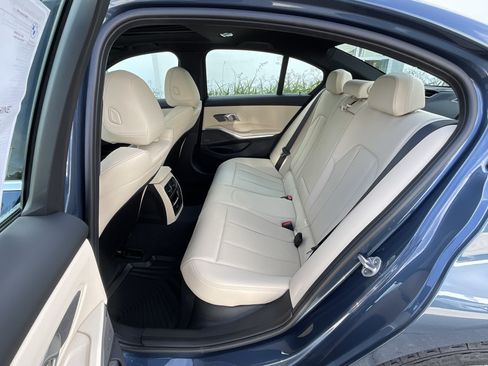 New 2026 BMW 330i xDrive Sedan w/ Convenience Package image 26