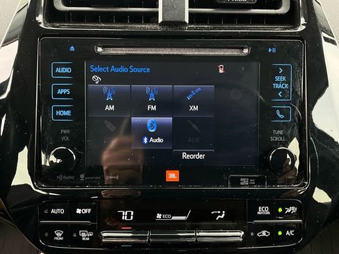 Used 2017 Toyota Prius Four w/ Premium Convenience Package image 30