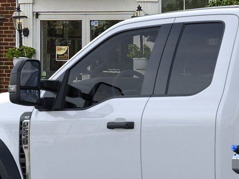 New 2026 Ford F550 4x4 SuperCab Super Duty image 45