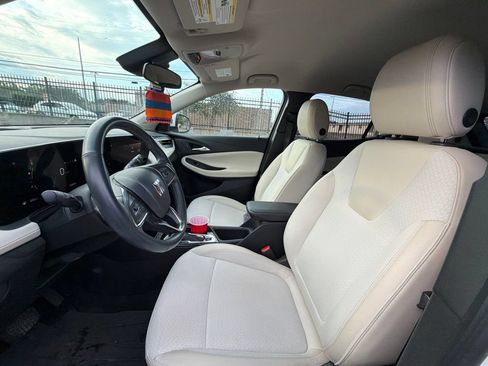 Used 2024 Buick Encore GX Preferred w/ Comfort Package AWD/4WD image 9