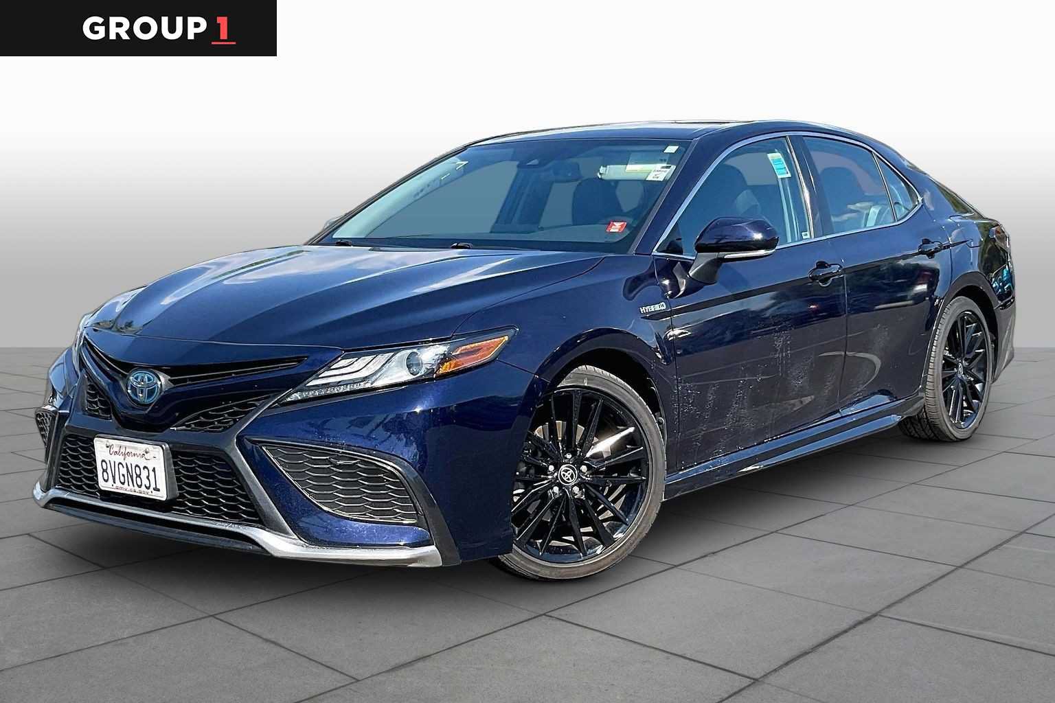 Used 2021 Toyota Camry XSE FWD image 1