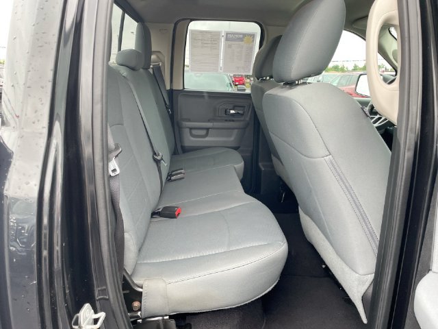 Used 2016 RAM 1500 Classic SLT AWD/4WD image 16