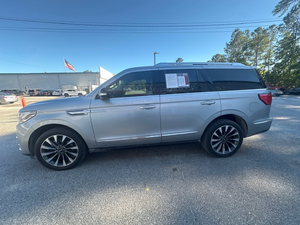 Used 2021 Lincoln Navigator Reserve RWD image 5