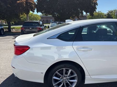 Used 2021 Honda Accord LX image 6