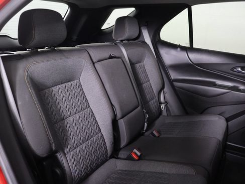 Used 2024 Chevrolet Equinox LT FWD image 31