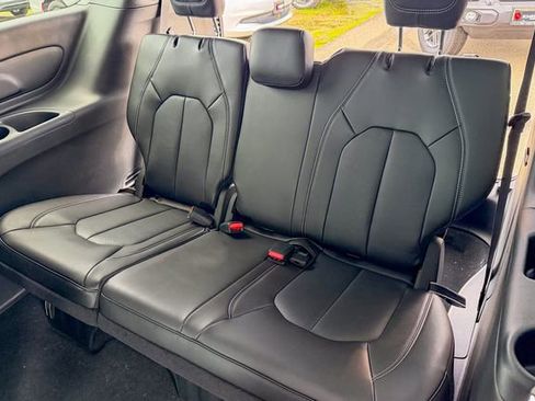 New 2026 Chrysler Voyager LX image 21