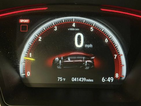 Used 2018 Honda Civic Type R image 13