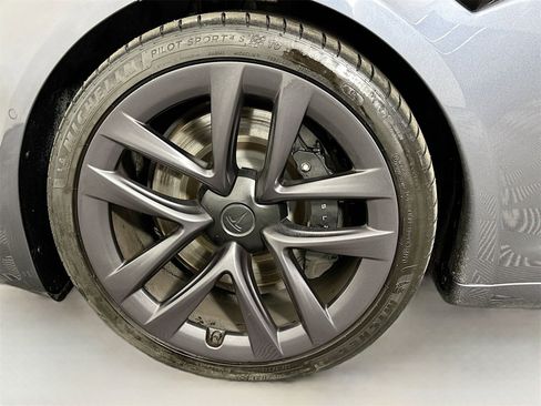 Used 2021 Tesla Model S Plaid image 28