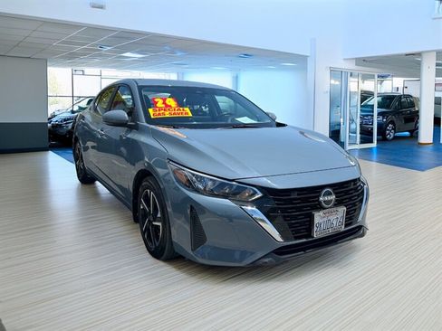 Used 2024 Nissan Sentra SV image 1