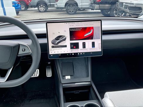 Used 2024 Tesla Model 3 Performance AWD/4WD image 6