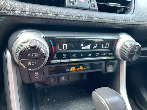 Used 2023 Toyota RAV4 XLE Premium FWD image 26