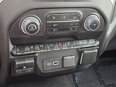Certified 2025 Chevrolet Silverado 2500 Custom w/ Custom Value Package AWD/4WD image 25