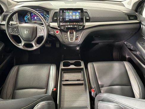 Certified 2024 Honda Odyssey EX-L image 16