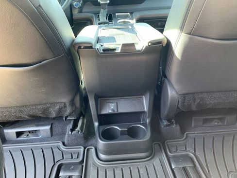 Used 2024 Toyota Sienna XSE image 15