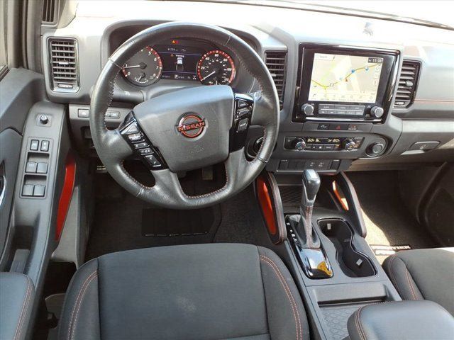 Used 2024 Nissan Frontier PRO-4X AWD/4WD image 11