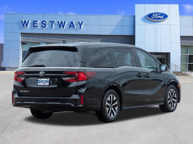 Used 2025 Honda Odyssey EX-L image 3