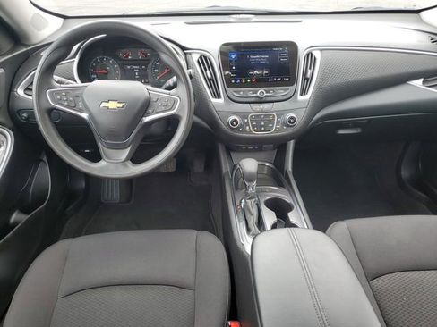 Used 2025 Chevrolet Malibu LT image 19