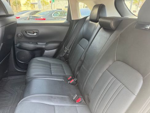 Used 2024 Honda HR-V EX-L image 5