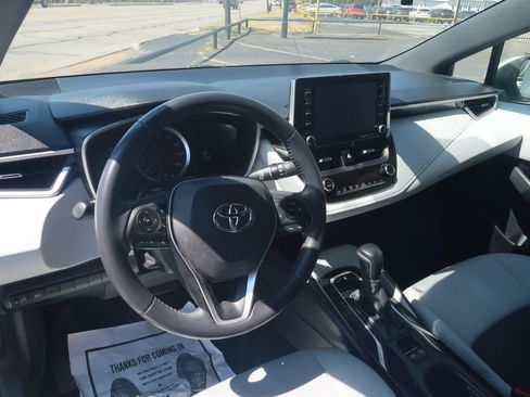 Used 2019 Toyota Corolla SE FWD image 8