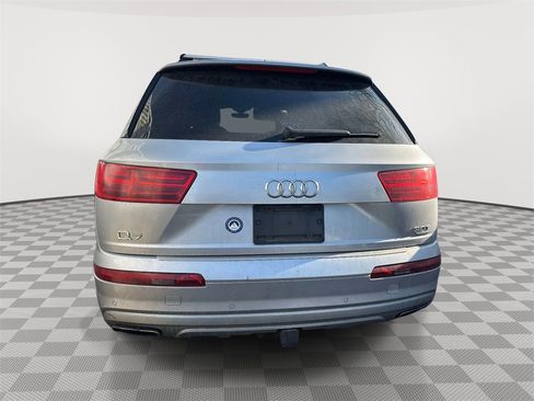 Used 2017 Audi Q7 3.0T Premium Plus image 4