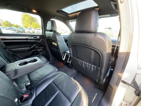 Used 2013 Porsche Cayenne AWD/4WD image 35