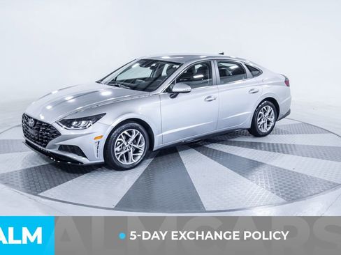Used 2020 Hyundai Sonata SEL w/ Cargo Package FWD image 3