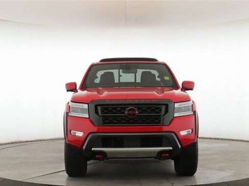 Used 2022 Nissan Frontier PRO-4X w/ Pro-4X Premium Package image 12