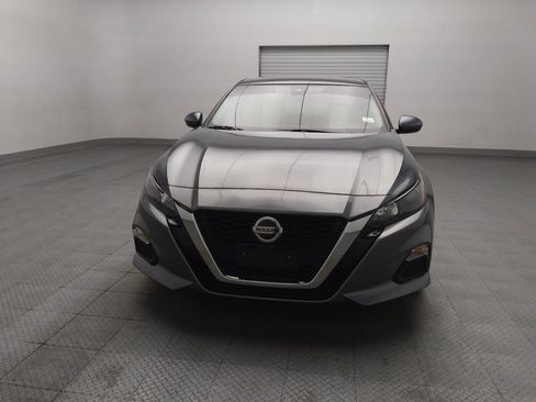 Used 2022 Nissan Altima 2.5 S FWD image 15