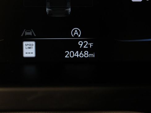 Certified 2024 Hyundai Elantra SE FWD image 28
