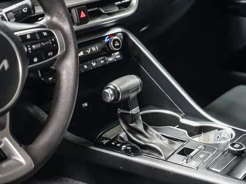 Used 2022 Kia K5 LXS image 23