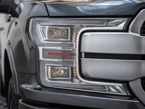 Used 2019 Ford F150 Platinum w/ Equipment Group 701A Luxury AWD/4WD image 15