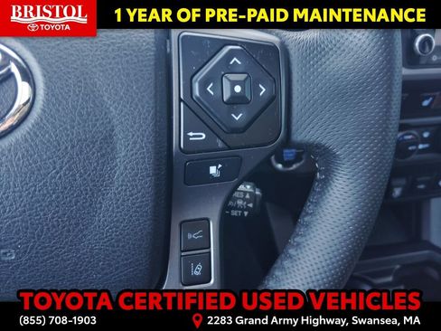 Used 2021 Toyota Tacoma TRD Sport w/ TRD Premium Sport Package AWD/4WD image 22