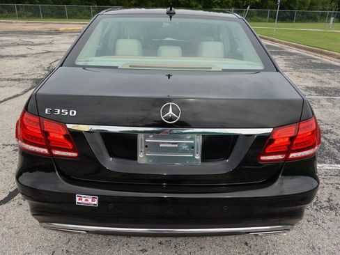 Used 2014 Mercedes-Benz E 350 Sedan image 6