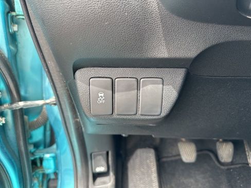 Used 2012 Honda Fit Sport image 19