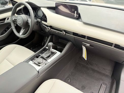 New 2026 MAZDA MAZDA3 2.5 Turbo Sedan w/Premium Plus AWD/4WD image 25