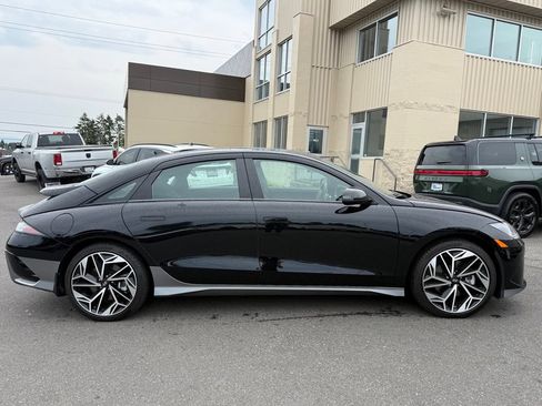 Used 2023 Hyundai Ioniq 6 SEL RWD image 2
