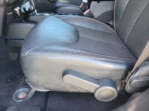 Used 2017 Jeep Wrangler 75th Anniversary image 5