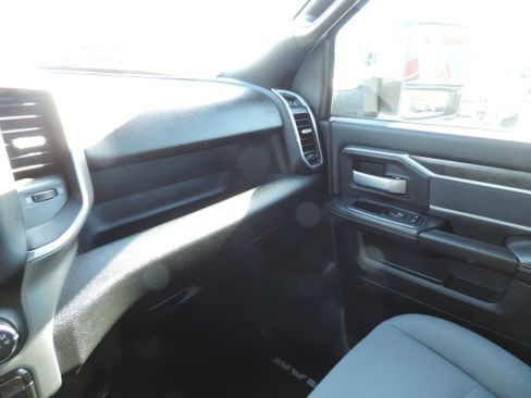 Used 2024 RAM 3500 SLT w/ Quick Order Package 2YG SLT image 11