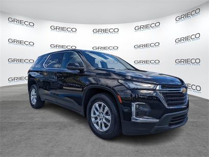 Used 2022 Chevrolet Traverse LS
