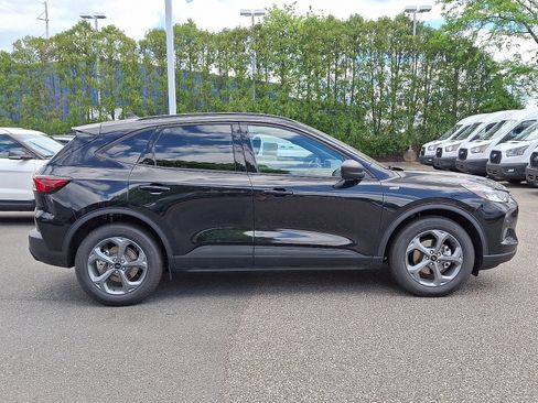 New 2025 Ford Escape ST-Line w/ Tech Pack #1 image 8