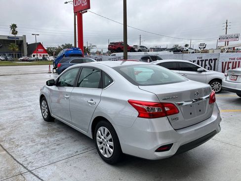Used 2019 Nissan Sentra S FWD image 5