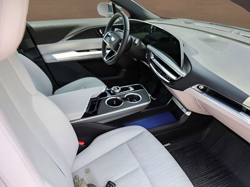 Certified 2024 Cadillac Lyriq Sport w/ LPO, Floor Liner Package AWD/4WD image 26