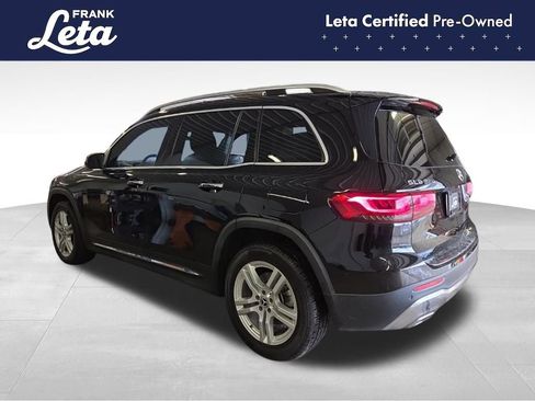 Used 2021 Mercedes-Benz GLB 250 w/ Premium Package image 4