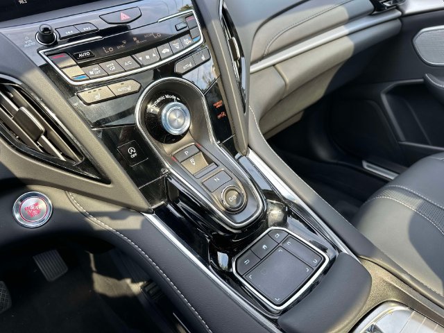 Used 2024 Acura RDX w/ Technology Package AWD/4WD image 34