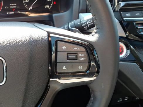 Used 2025 Honda Odyssey Touring image 24