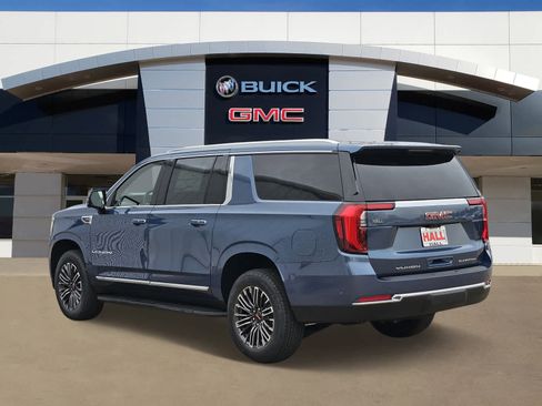 New 2026 GMC Yukon XL Elevation w/ Elevation Premium Package image 3