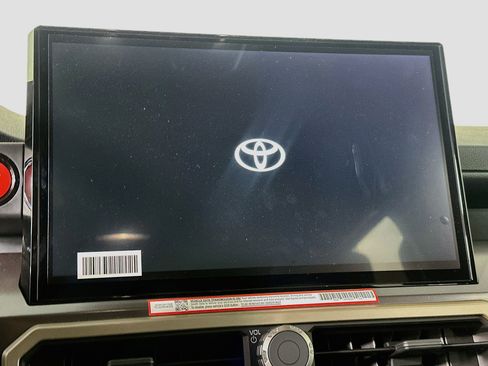 Used 2026 Toyota Tacoma TRD Off-Road w/ TRD Off Road Premium Package AWD/4WD image 19